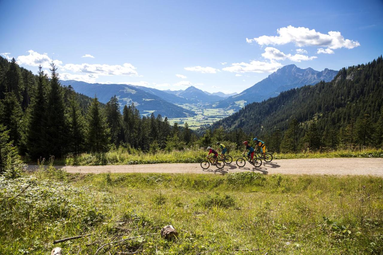 Hotel Gut Brandlhof Saalfelden Kültér fotó